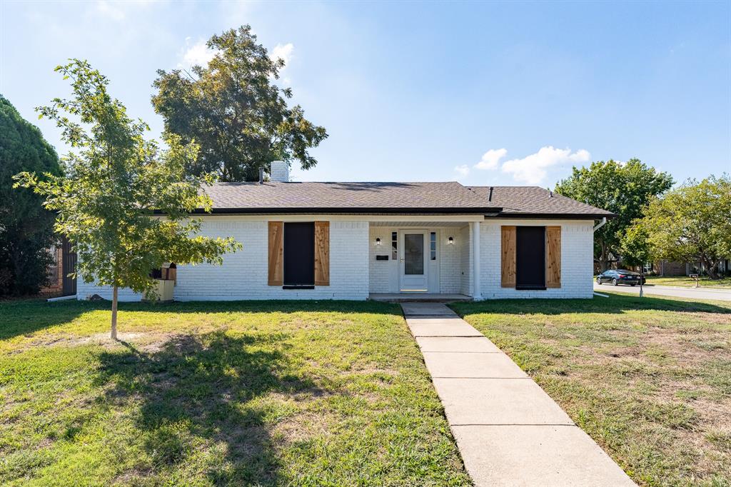 Carriagehouse Ln, Garland, TX 75040