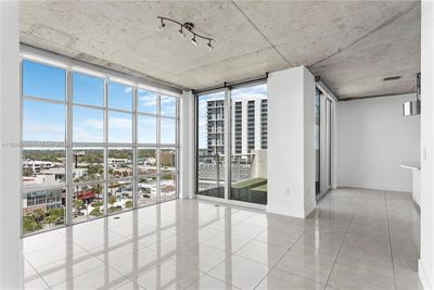 PM03 - 3451 Ne 1st Ave, Condo with 2 bedrooms, 2 bathrooms and null parking in Miami FL | Image 2