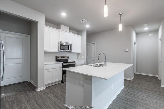 UNIT-1223 - 1326 Prairie Dr, Condo with 2 bedrooms, 2 bathrooms and null parking in Bryan TX | Image 9