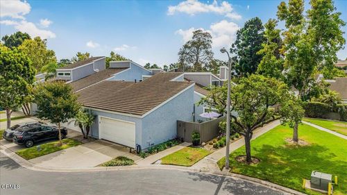 541 Broderick Way, Port Hueneme, CA, 93041-2107 | Card Image