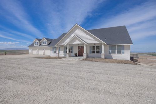 9853 Salmon Ridge Pl, Nampa, ID, 83686-6196 | Card Image