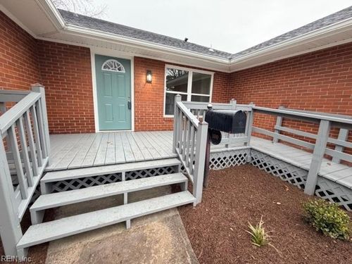 100 Channing Ave, Portsmouth, VA, 23702-2907 | Card Image