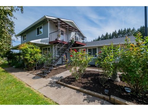208 Nw Lewisburg Ave, Corvallis, OR, 97330-9236 | Card Image