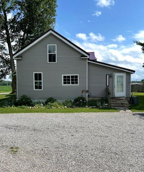 66870 Robinson Rd, Burr Oak, MI, 49030-9775 | Card Image