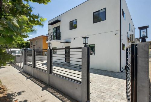 a-14734 Gilmore St, Van Nuys, CA, 91411-1507 | Card Image