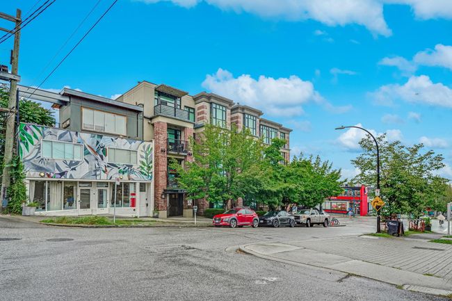 105 - 2515 Ontario Street, Condo with 1 bedrooms, 1 bathrooms and 1 parking in Vancouver BC | Image 32