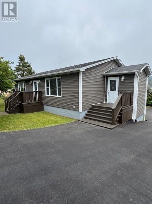 104 Bay D'Leau Dr, Harbour Breton, NL, A0H1P0 | Card Image