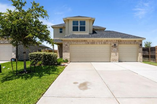 10902 Webber Ln, Texas City, TX, 77591-1515 | Card Image