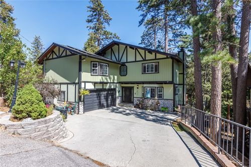 24540 Horst Dr, Crestline, CA, 92325-9413 | Card Image
