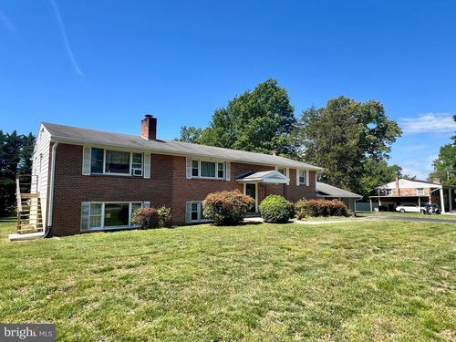 10955 Lawrence Dr, Waldorf, MD, 20603-3986 | Card Image