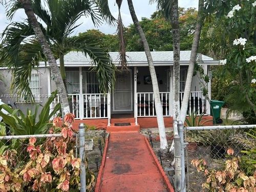863 Nw 113th St, Miami, FL, 33168 | Card Image