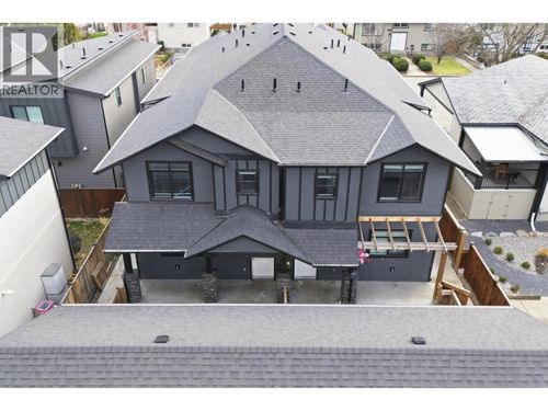 1-722 Coopland Cres, Kelowna, BC, V1Y2V1 | Card Image