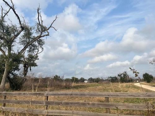 4928 County Road 819, Brazoria, TX, 77422-7886 | Card Image