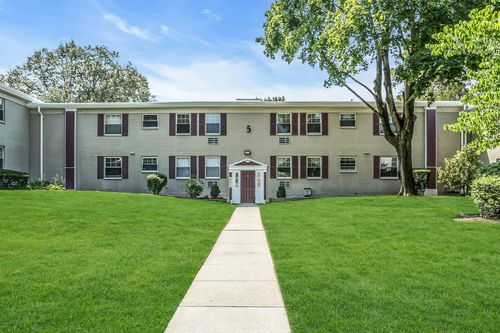 apt-5j-324 Post Ave, Westbury, NY, 11590-2245 | Card Image