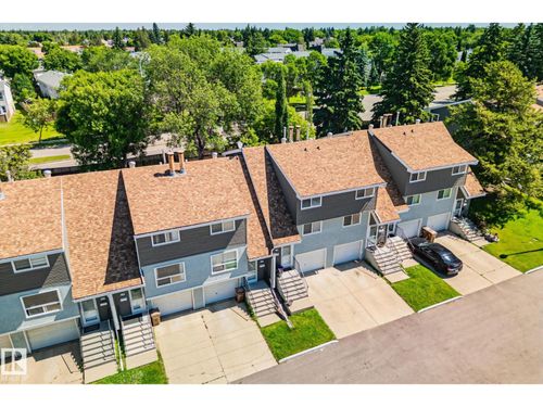 15 Grandin Woods, St. Albert, AB, T8N2Y4 | Card Image