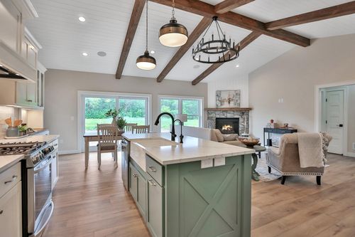 7591 255th St, Wyoming, MN, 55092-6604 | Card Image