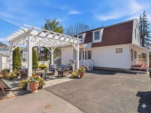 19 Elm Ct, Andover, MA, 01810-3525 | Card Image