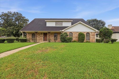 990 Shakespeare Dr, Beaumont, TX, 77706-5341 | Card Image