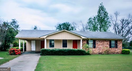 131 Carol Cir, Fitzgerald, GA, 31750-8160 | Card Image