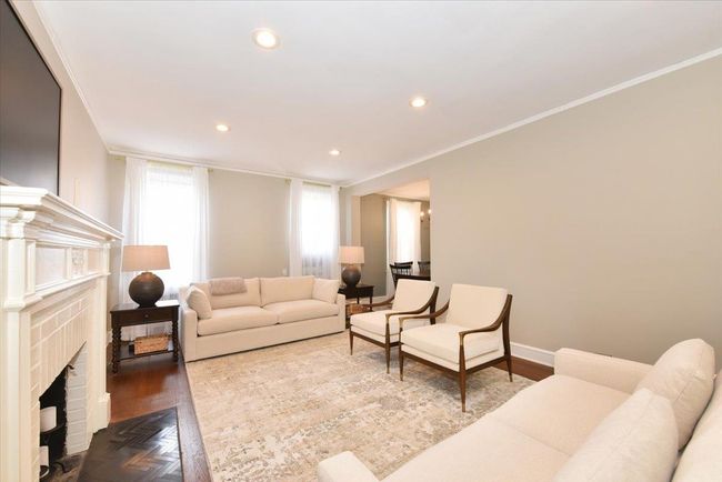 APT-6D - 8 Barstow Rd, Home with 1 bedrooms, 1 bathrooms and null parking in Great Neck NY | Image 11