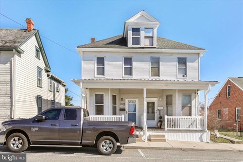 1024 Pope Ave, HAGERSTOWN, MD, 21740-7316 | Card Image