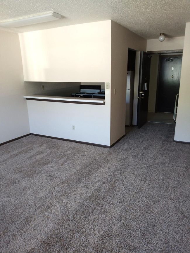 Living Room | Image 4