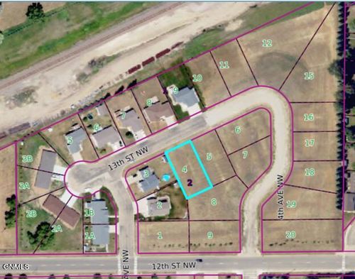 447 13th St Nw, Valley City, ND, 58072 | Card Image