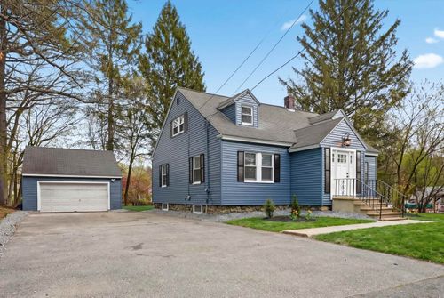 293 Lawrence Rd, Salem, NH, 03079-4317 | Card Image