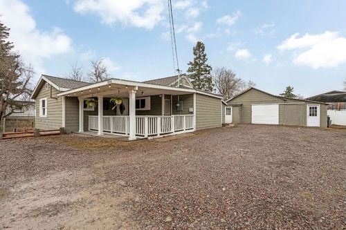 386 Willow Glen Dr, Kalispell, MT, 59901-5124 | Card Image