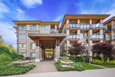 301 - 3399 Noel Dr, Condo with 2 bedrooms, 2 bathrooms and 1 parking in Burnaby BC | Image 1