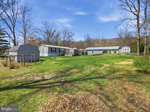 9595 Garland Dr, Saint Thomas, PA, 17252-9401 | Card Image