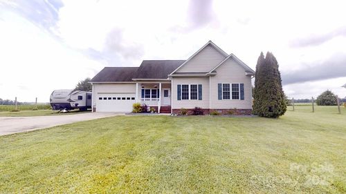 6825 Woodleaf Rd, Woodleaf, NC, 27054-9304 | Card Image