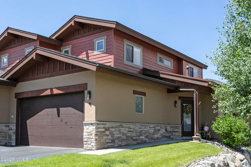 46 Black Bear Dr, Gypsum, CO, 81637-5024 | Card Image