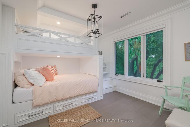 37 Farnham Ave, House other with 5 bedrooms, 5 bathrooms and 1 parking in Toronto ON | Image 20