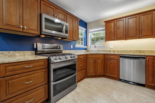 3129 Camelliawood Cir W, Tallahassee, FL, 32301-3725 | Card Image