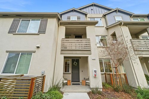 1718 Pedrozzi Cmn, Livermore, CA, 94551-6824 | Card Image