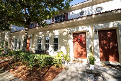 2607 Sw 99th Way, Miramar, FL, 33025-5076 | Card Image