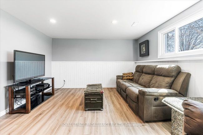 4 Verona St, House other with 4 bedrooms, 2 bathrooms and 2 parking in Trenton ON | Image 27