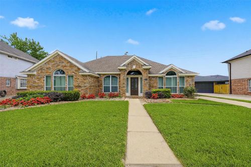 1722 Pecan Crossing Dr, Richmond, TX, 77406-6685 | Card Image