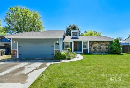 2906 Owyhee Ln, Caldwell, ID, 83605-3098 | Card Image