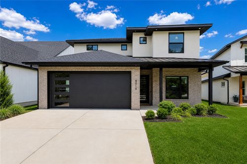 8010 W Kettering Ct, Rogers, AR, 72758-5227 | Card Image