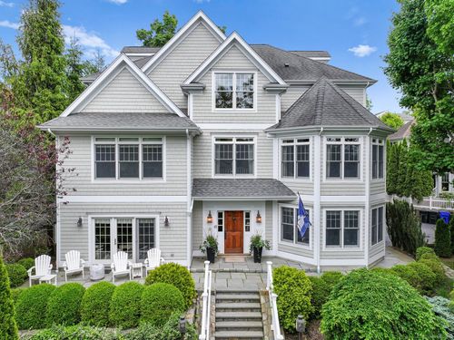 13 Witch Ln, Norwalk, CT, 06853-1232 | Card Image
