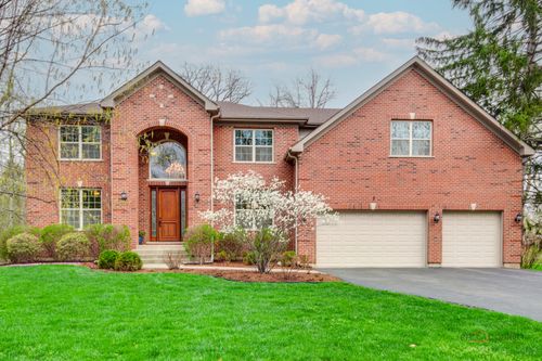 3 Thornfields Ln, Lincolnshire, IL, 60069-4602 | Card Image