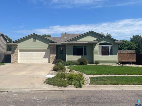 4208 E Steeple St, Sioux Falls, SD, 57103-8612 | Card Image