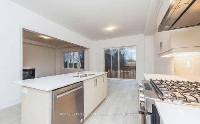 6 Swamp Sparrow Crt, House other with 4 bedrooms, 4 bathrooms and 4 parking in Caledon ON | Image 8