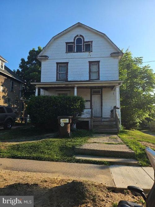 420 W Poplar St, GROVE CITY, PA, 16127-1238 | Card Image