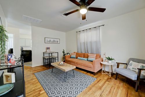 220 Caplin St, Houston, TX, 77022-5429 | Card Image