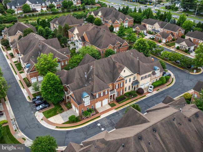 12753 Lavender Keep Cir, Townhouse with 4 bedrooms, 5 bathrooms and null parking in FAIRFAX VA | Image 60