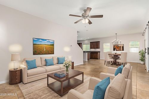 3951 E Cat Balue Dr, Phoenix, AZ, 85050-4890 | Card Image