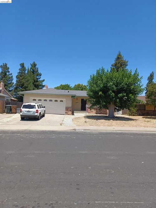 3163 S Francisco Way, Antioch, CA, 94509-5315 | Card Image